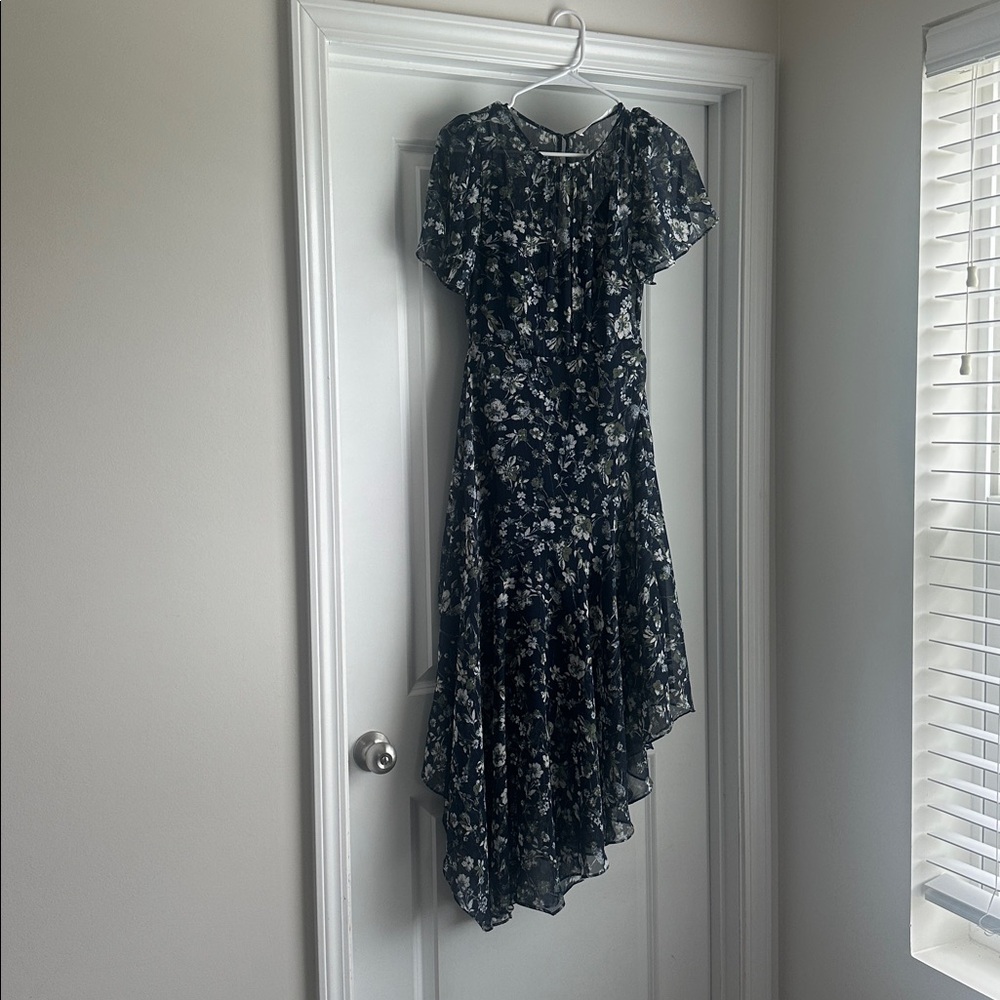 Astr Asymmetrical Dress in Black and White Floral